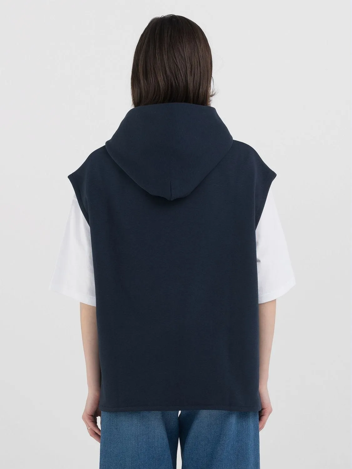 SLEEVELESS HOODY